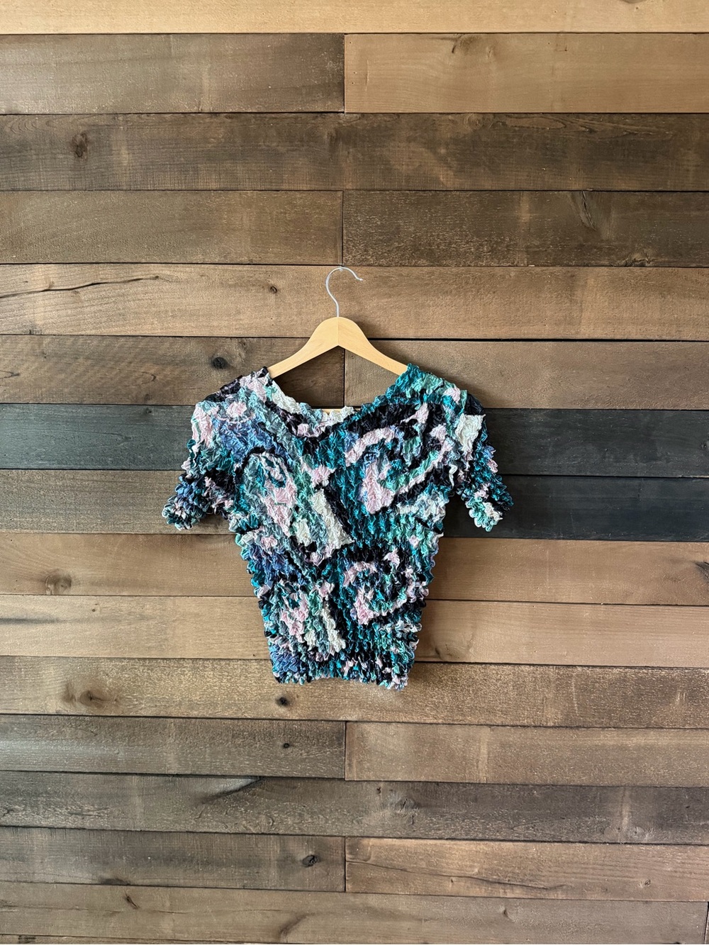 Y2K Popcorn Bubble Top Crinkle Stretch Abstract Swirl - Picture 10 of 11